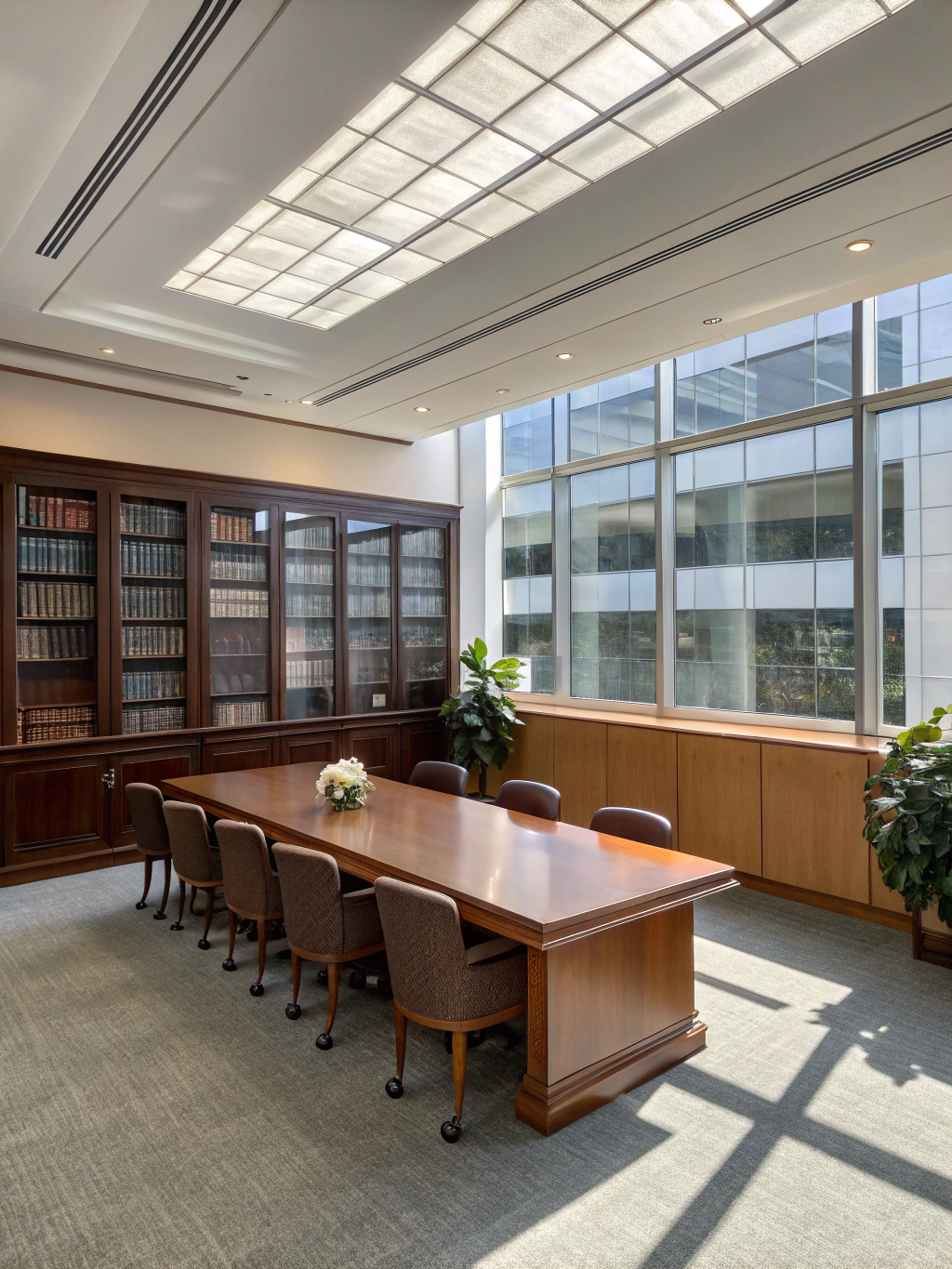 Professional legal consultation environment at LEXMIG